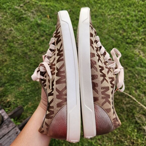 Michael Kors Women's City Signature Sneakers Tan Brown MK Print Lace Up Size 8.5 - Picture 7 of 12